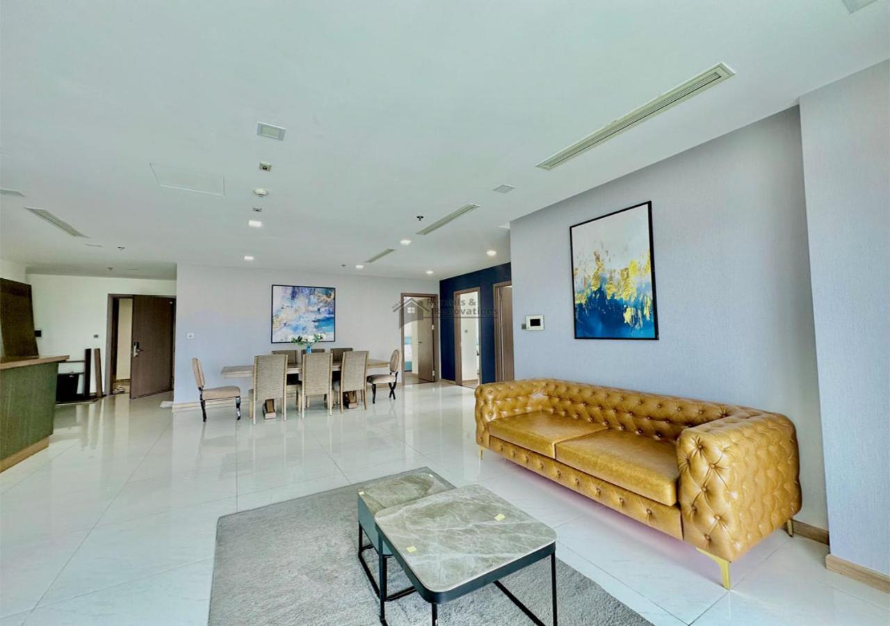 The Vinhomes Central Park Apartments - The Buildings Surrounding Landmark 81 Ho Chi Minh City Bagian luar foto