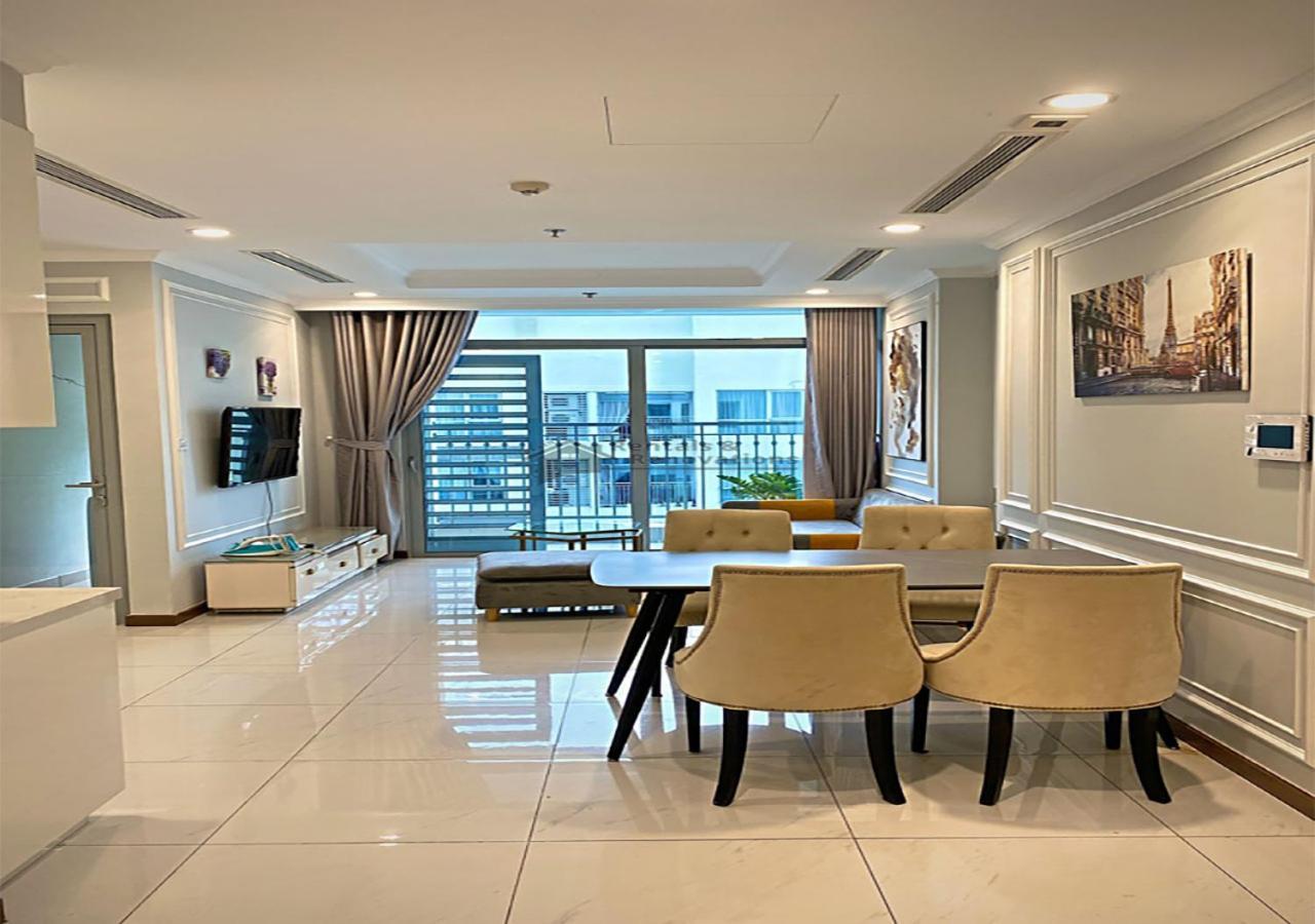 The Vinhomes Central Park Apartments - The Buildings Surrounding Landmark 81 Ho Chi Minh City Bagian luar foto