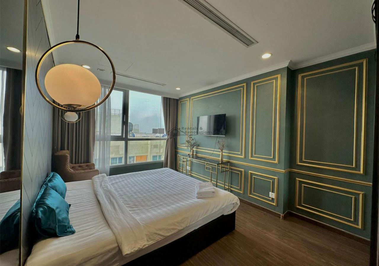 The Vinhomes Central Park Apartments - The Buildings Surrounding Landmark 81 Ho Chi Minh City Bagian luar foto